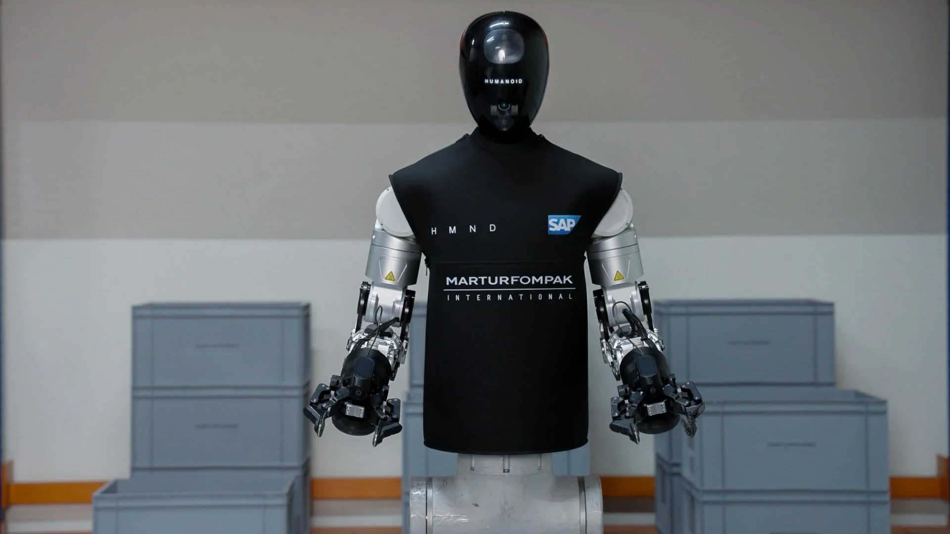 Humanoidalne roboty weszły na linię produkcyjną. „400 zasileń dziennie, 100 proc. decyzji podejmuje oprogramowanie"