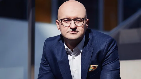 AI wchodzi do arbitrażu gospodarczego. Decyzje wciąż podejmuje człowiek