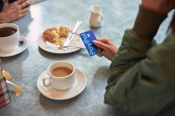 OpenAI i PayPal łączą siły. Płatności PayPal trafią do ChatGPT