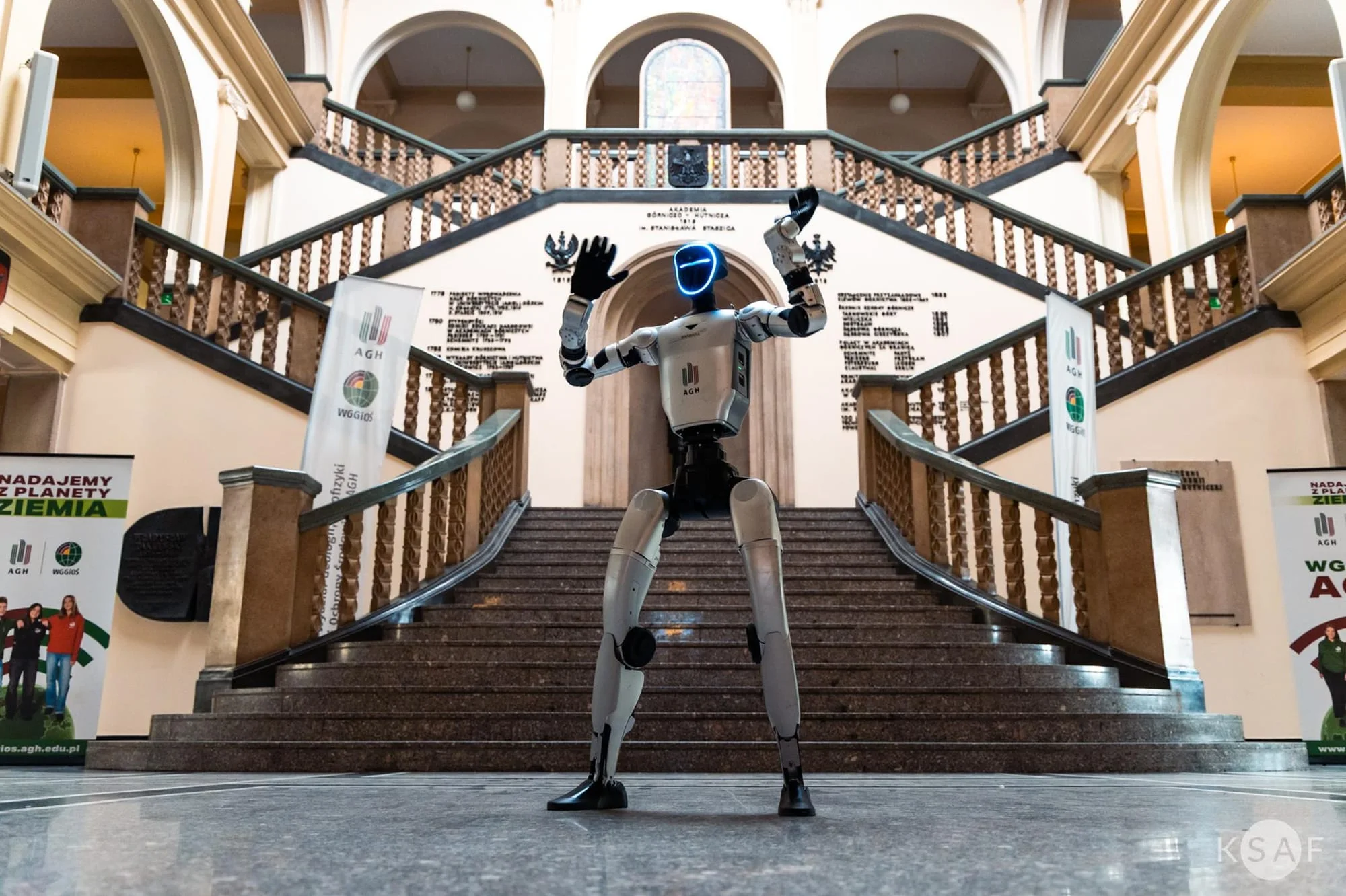AGH ma humanoidalnego robota Barbarę. Ma pomóc testować AI poza ekranem