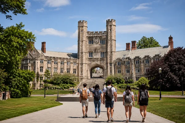 AI kończy 133-letnią tradycję na Princeton. Egzaminy będą pod nadzorem